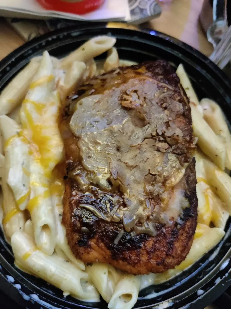 Salmon with Alfredo Pasta